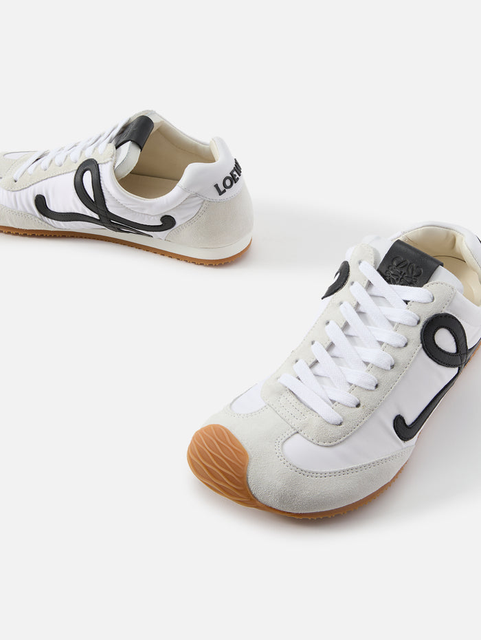 Ballet Runner 2.0 Sneaker,LOEWE,WHITE/BLACK,Image 1