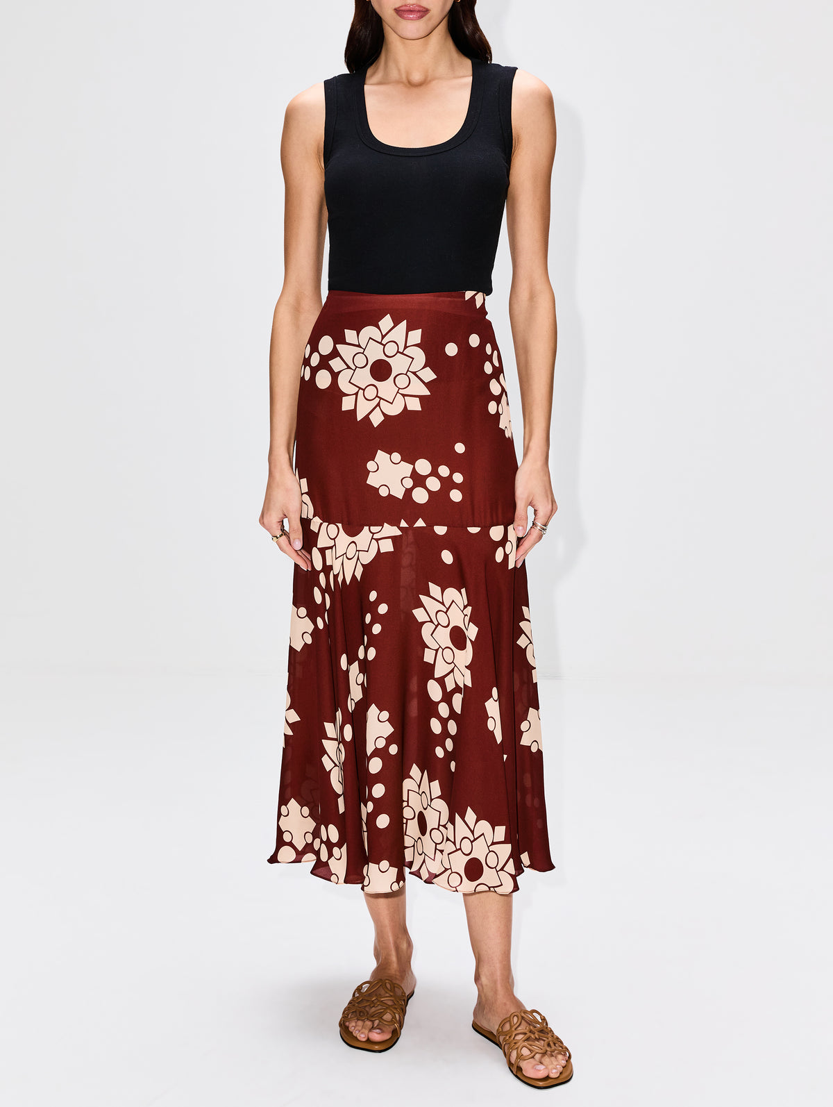 Petal Anagram Slide,LOEWE,CAMEL,Image 3