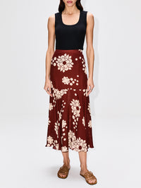 Petal Anagram Slide,LOEWE,CAMEL,Image 3