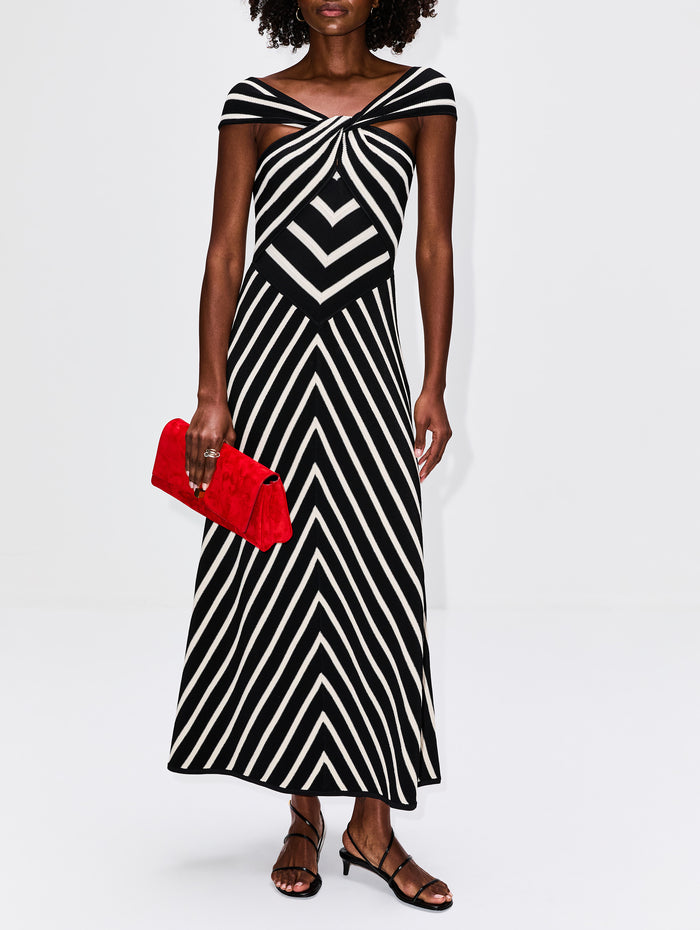 Audrey Clutch,KHAITE,REBEL,Image 1