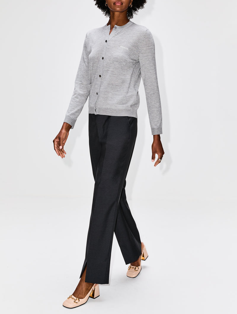 MEDIUM GREY
