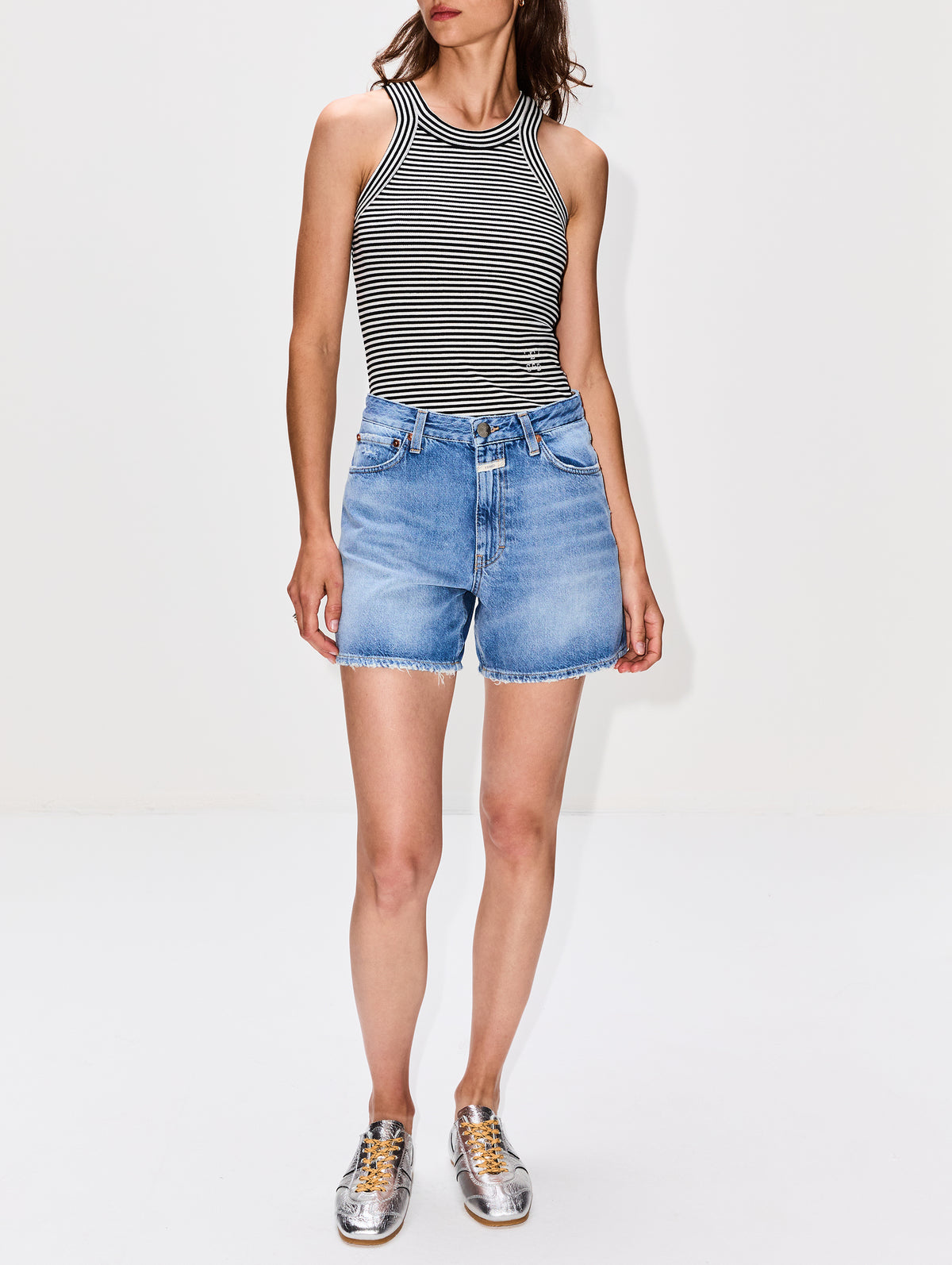 Janey Short,CLOSED,LIGHT BLUE,Image 2