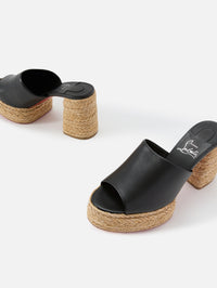 Calakala Mule 85mm,CHRISTIAN LOUBOUTIN,BLACK,Image 2