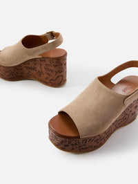 Maxime Wedge Slingback,CHLOÉ,SANDY BROWN,Image 2