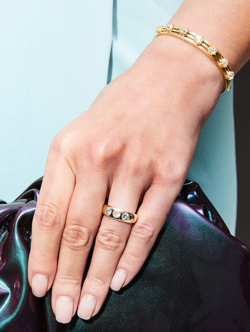 YELLOW GOLD